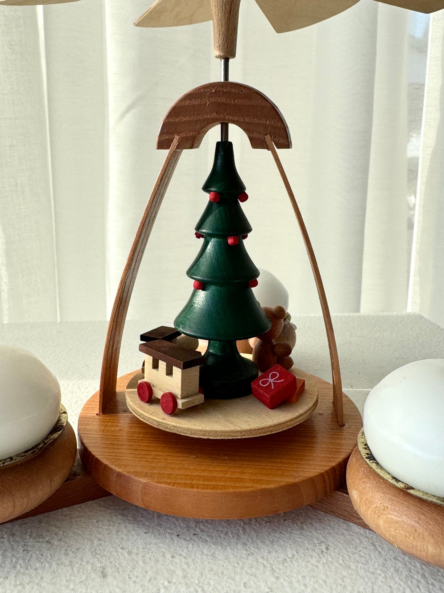 Christmas three pyramid