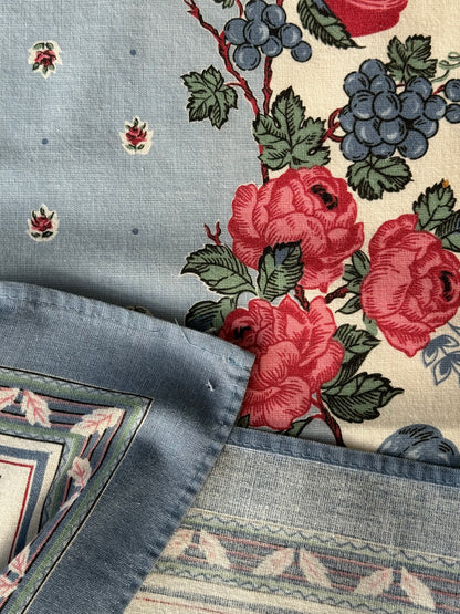Rose table cloth
