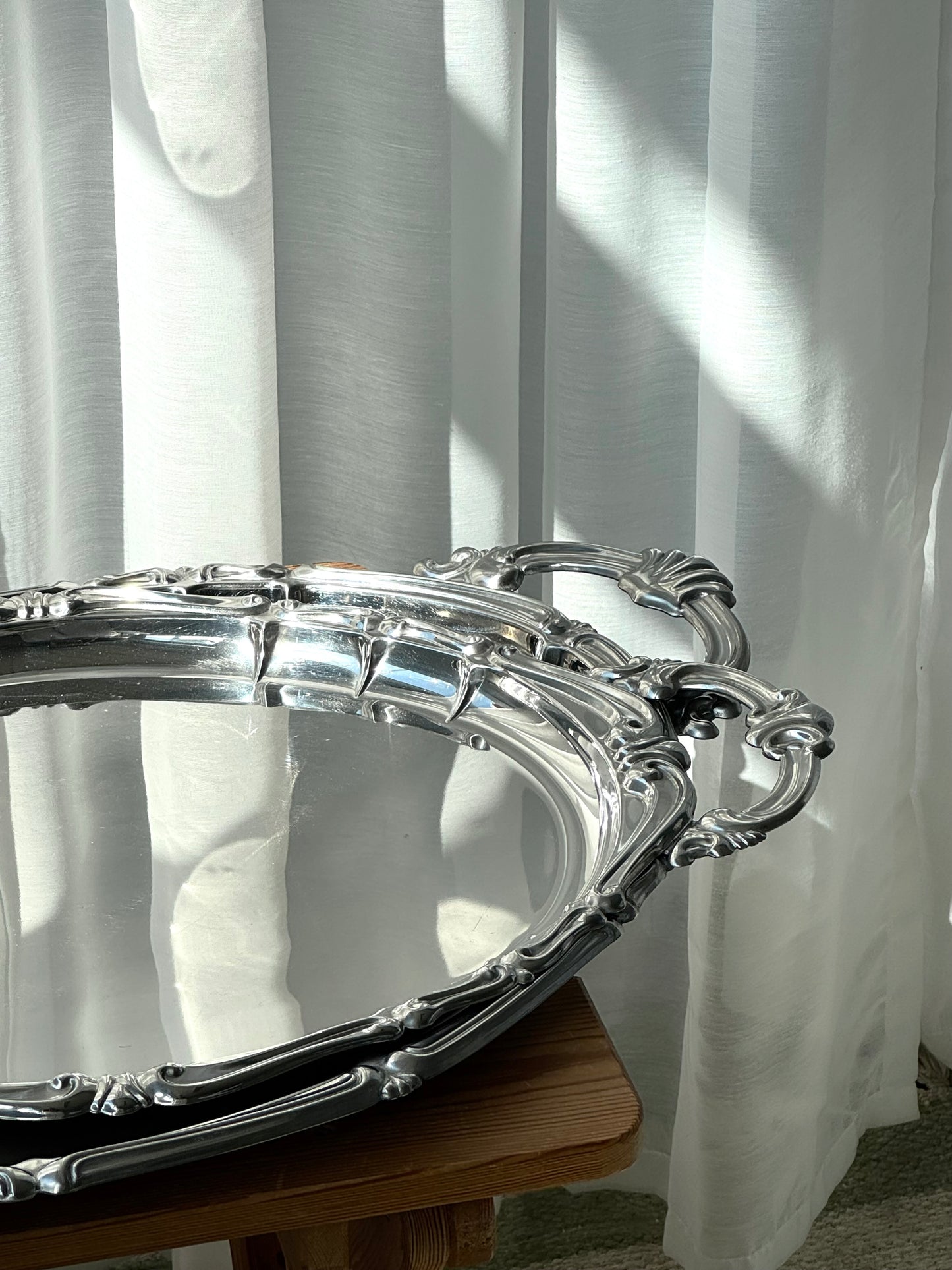 Oval Italian tray