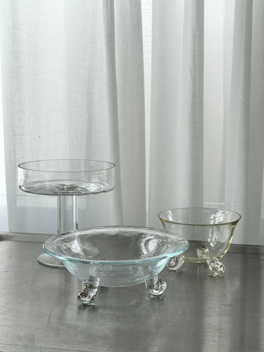 Chunky glass stand