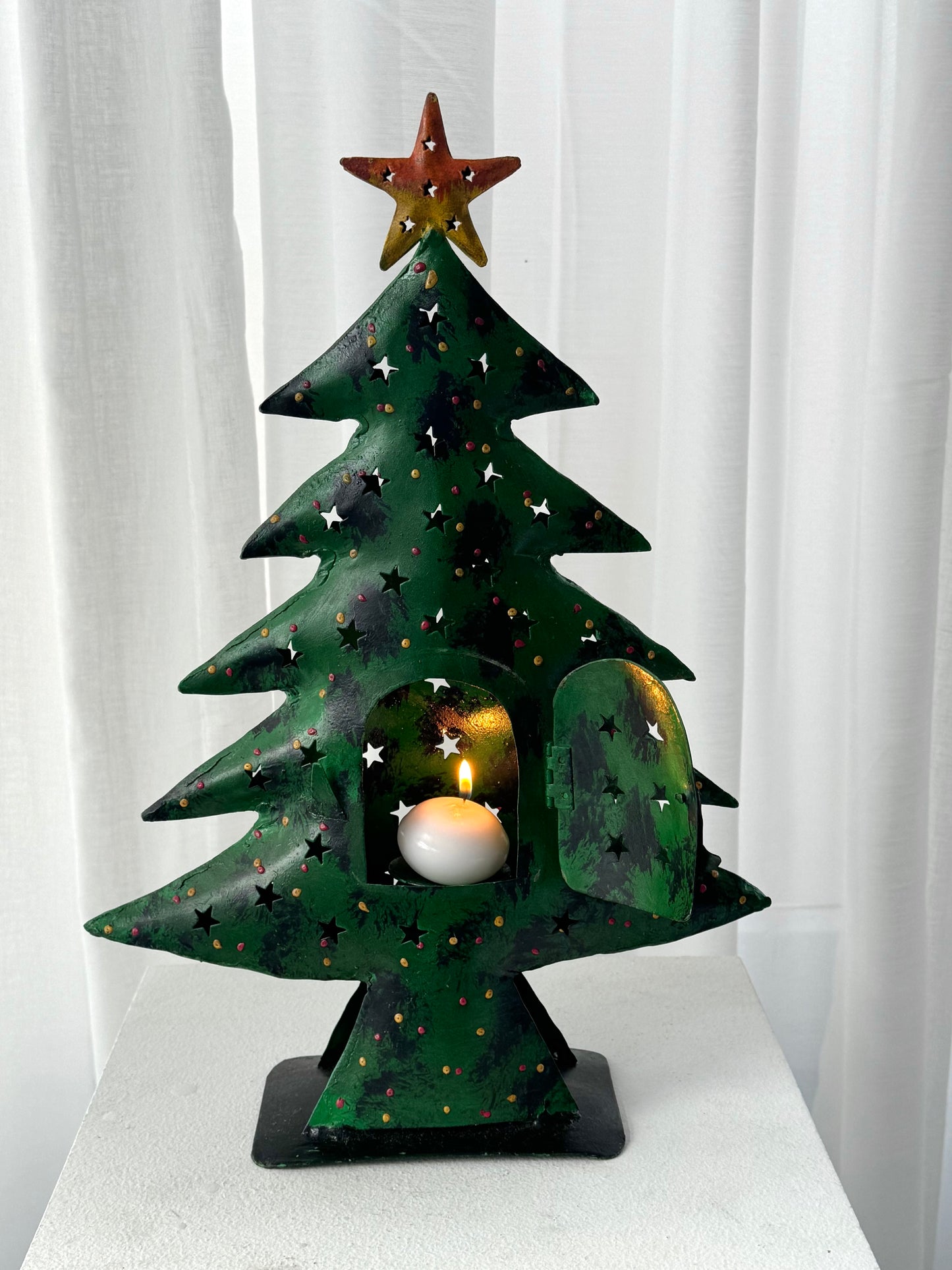 Christmas tree candle holder