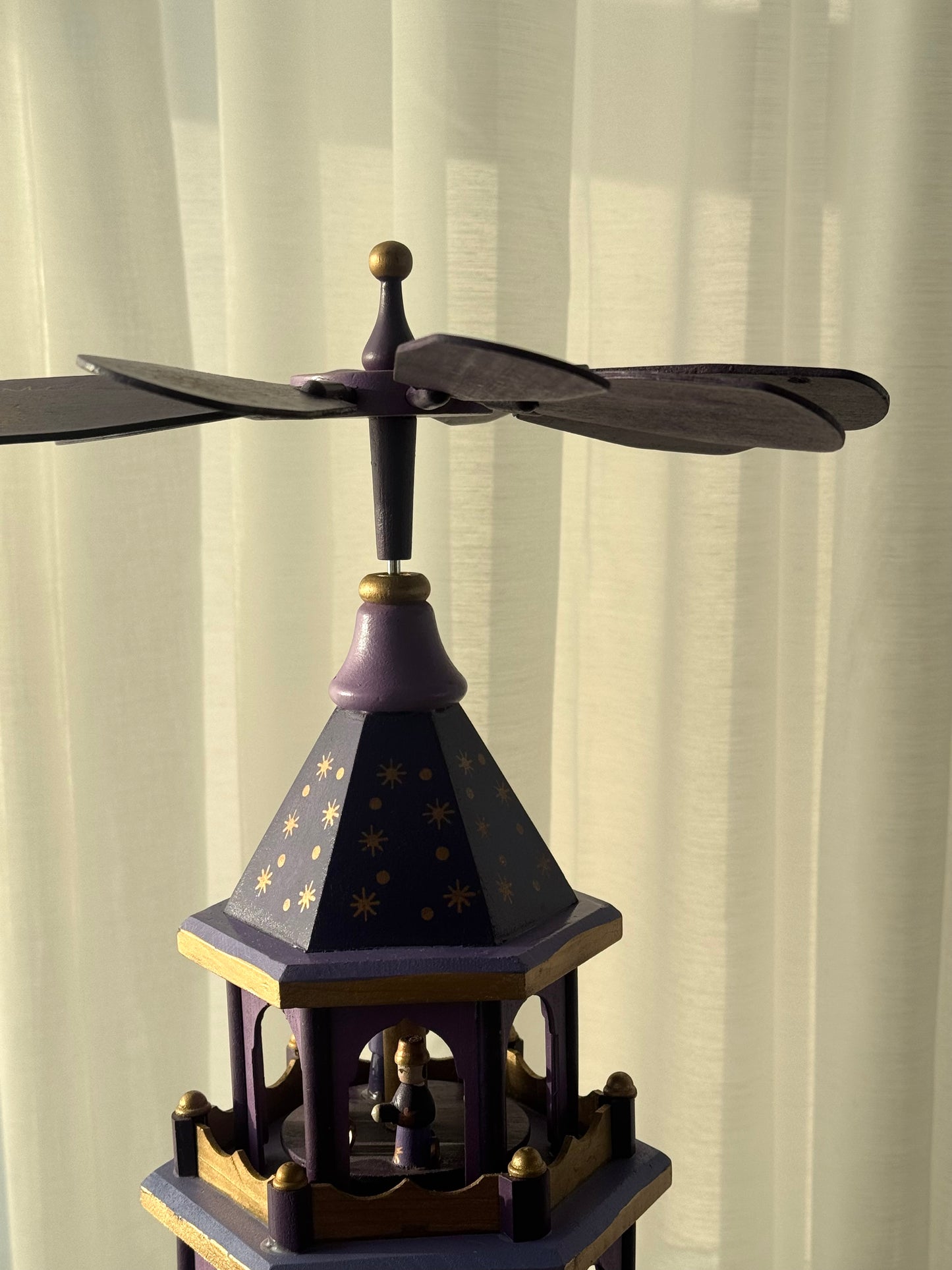 Music box pyramid