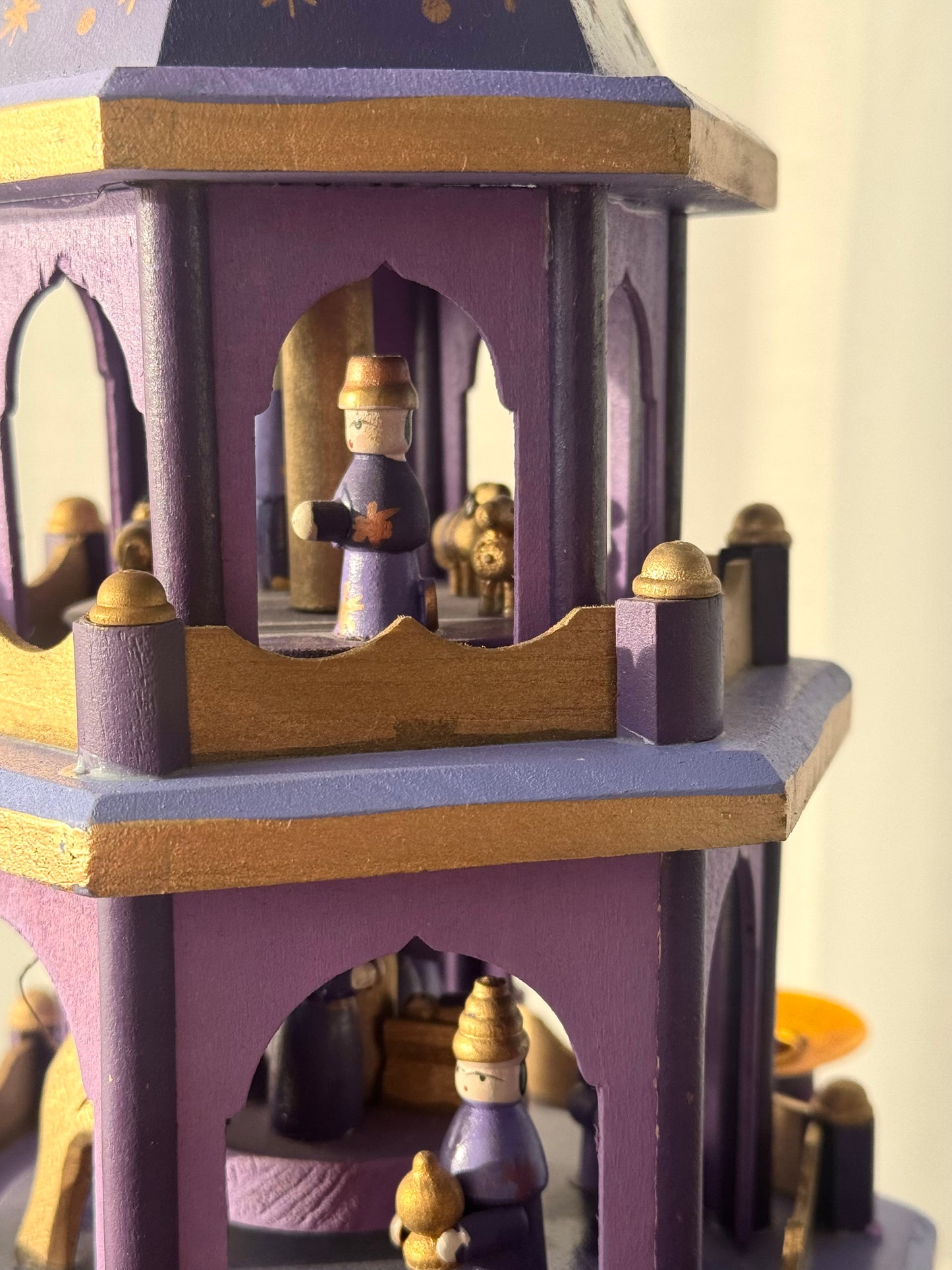Music box pyramid