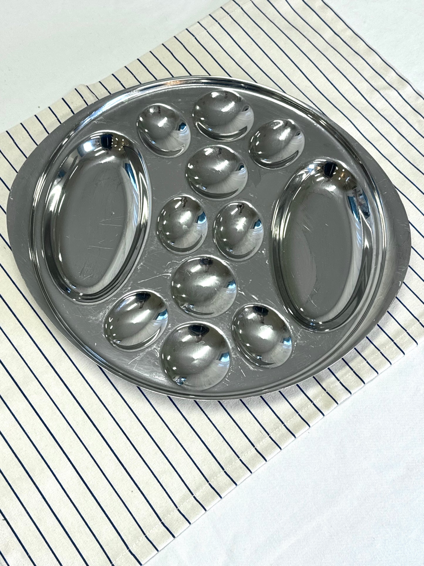 Steel serving dish