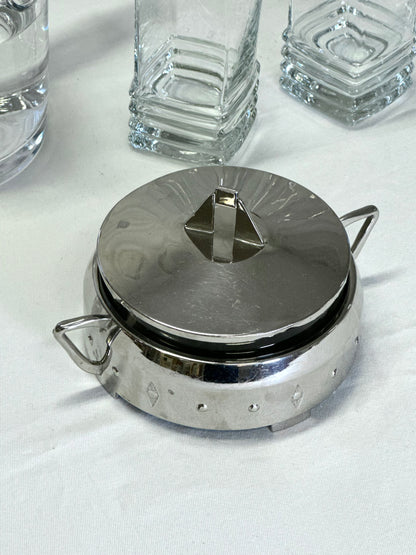 Steel bowl with lid