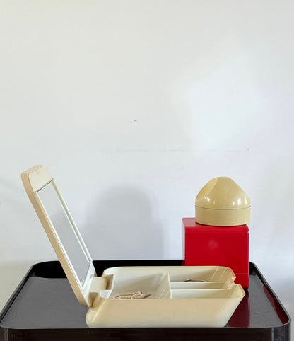 Gedy mirror with storage