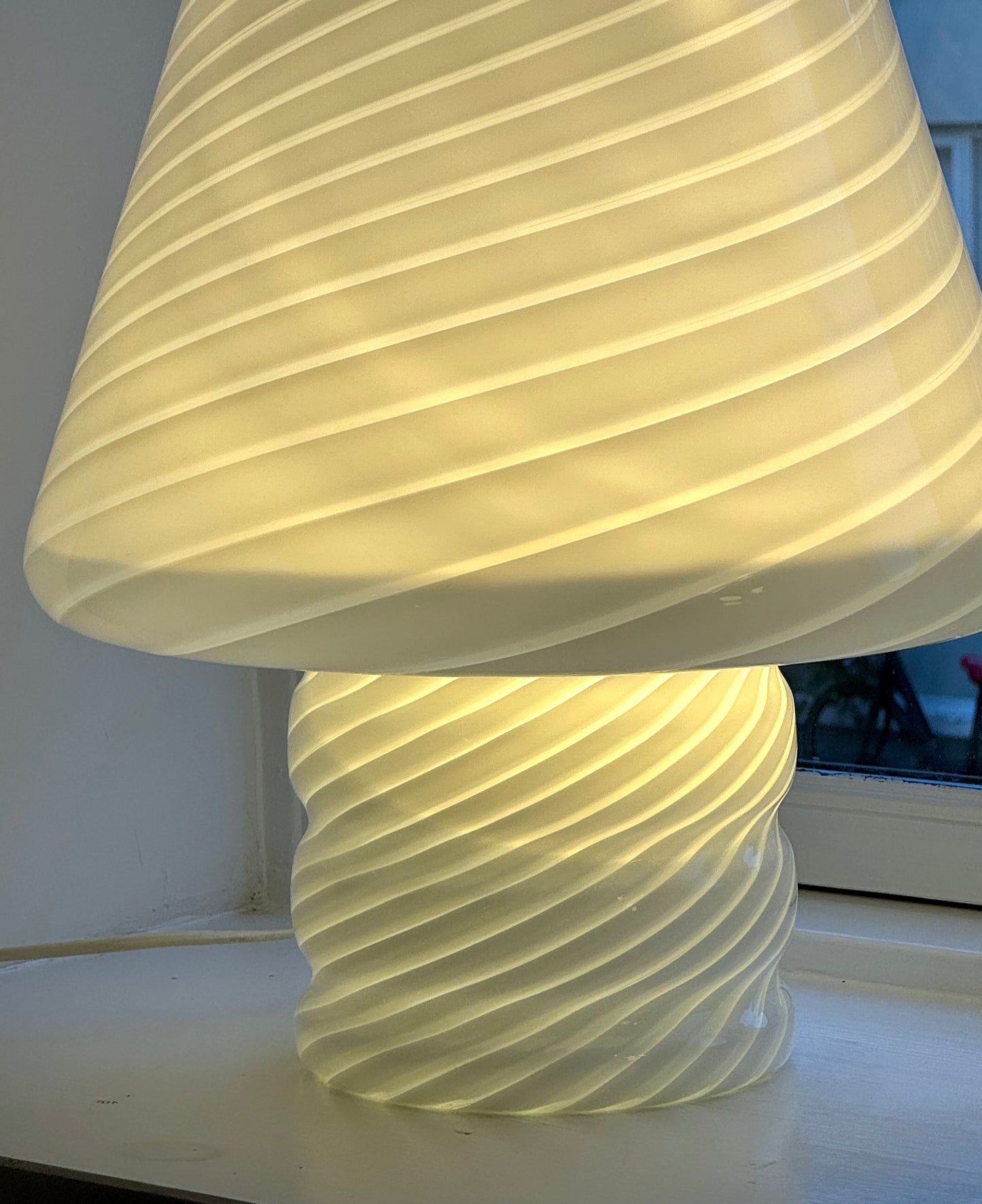 Murano mushroom lamp