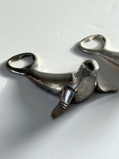 Seal bottle opener