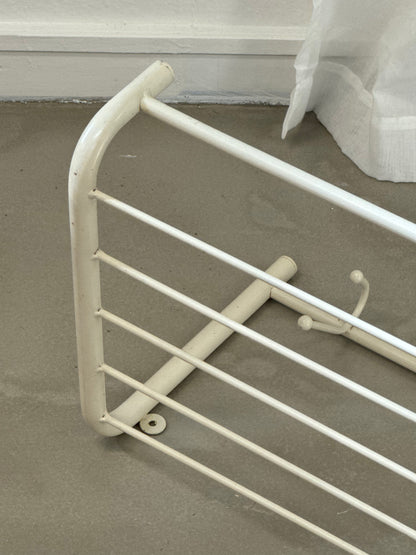 White rear shelf