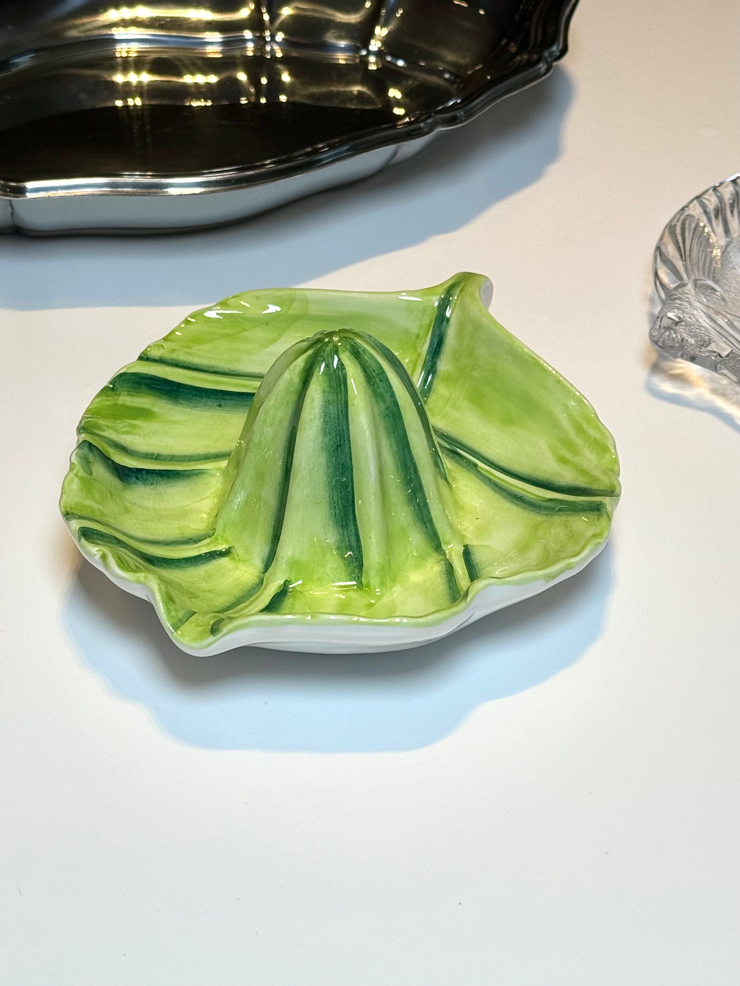 Citrus squeezer