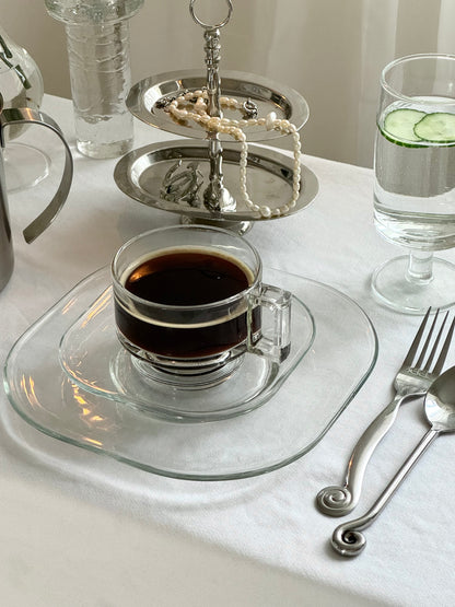 Joe colombo cups and plates