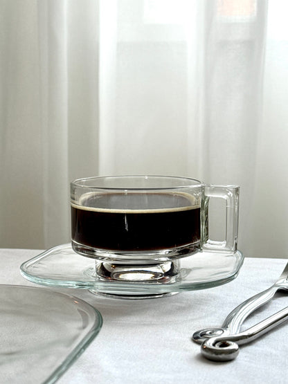 Joe colombo cups and plates