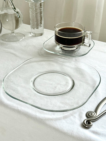 Joe colombo cups and plates