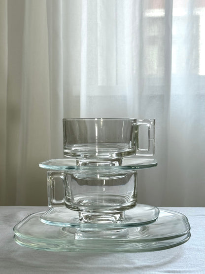 Joe colombo cups and plates