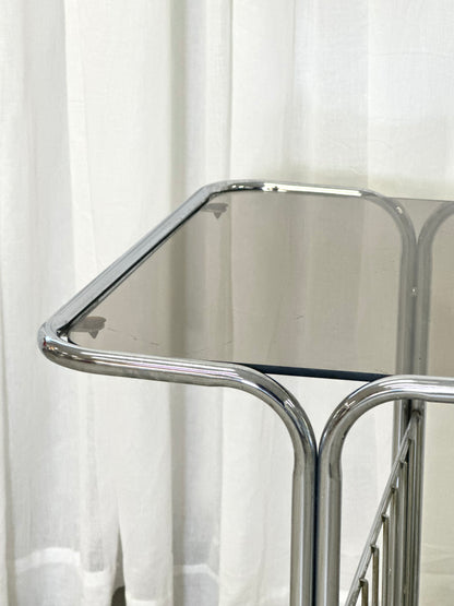 Bar table on wheels