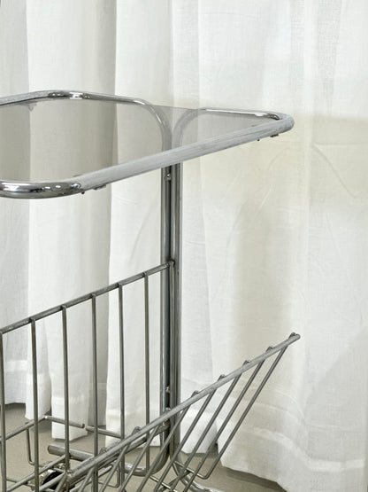 Bar table on wheels