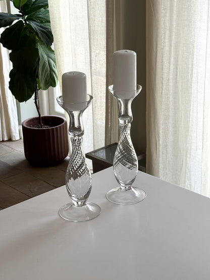 Swirling candleholders