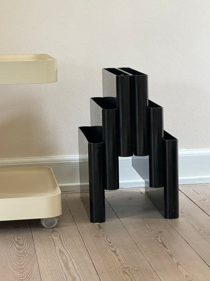 Kartell magazine rack