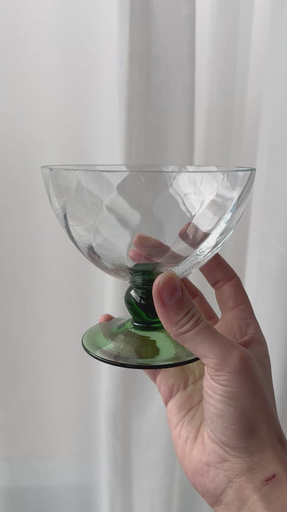 Swirling bowl on foot