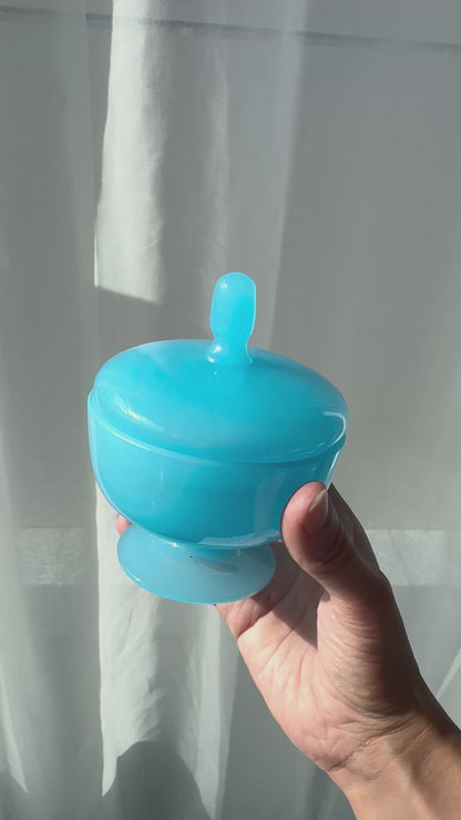 Glass bonbonniere